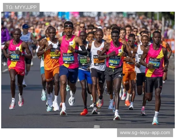 伦敦马拉松年度挑战纪实，跑者故事感人心弦，伦敦马拉松男子冠军